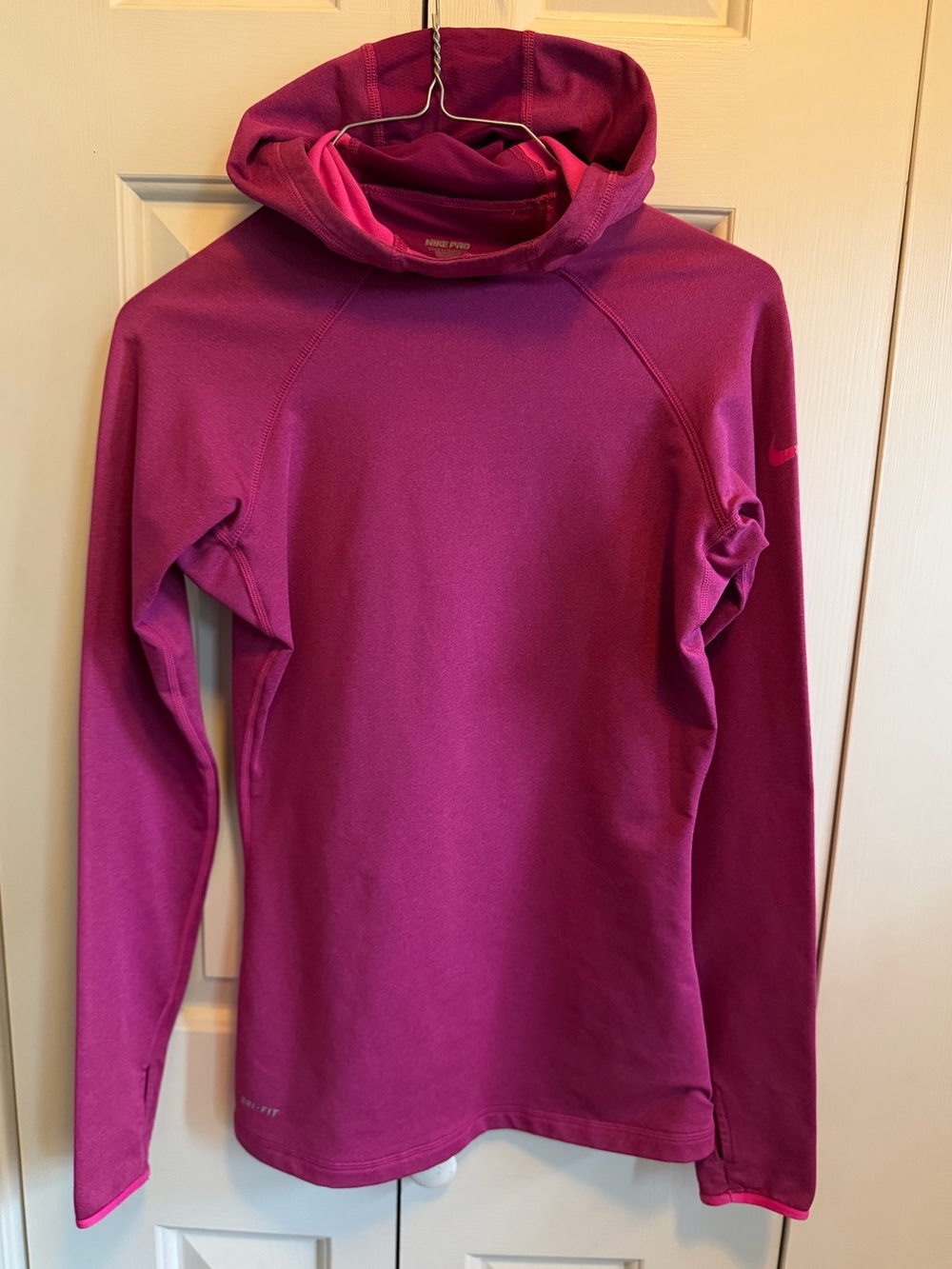 Nike Pro Women’s Dri-FIT hooded Pullover.  Berry.